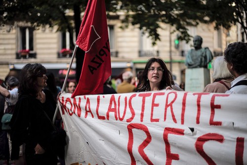 Solidaritätskundgebung für Griechenland während der Verhandlungen in Paris zwischen der Troika und  der griechischen Regierung, 19. Oktober 2014. Photothèque du Parti de Gauche/flickr