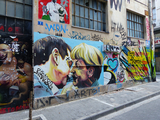 Streetart in Athen brainbitch//flickr