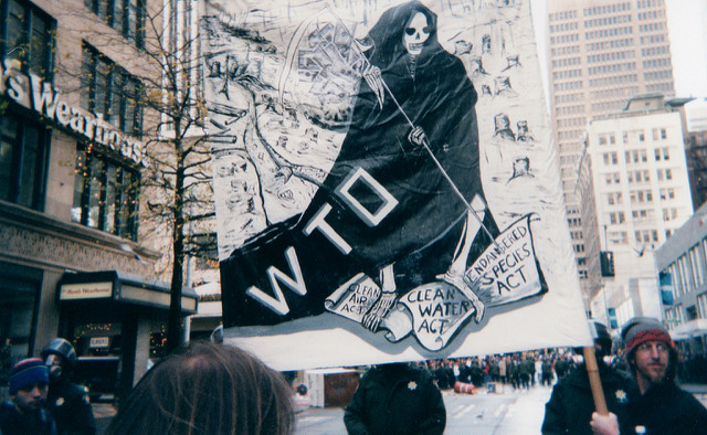 geraldford/flickr: WTO Protest 1999 in Seattle