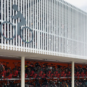 Fahrradparkhaus Oranienburg. Foto: Philipp Böhme/Qimby CCO