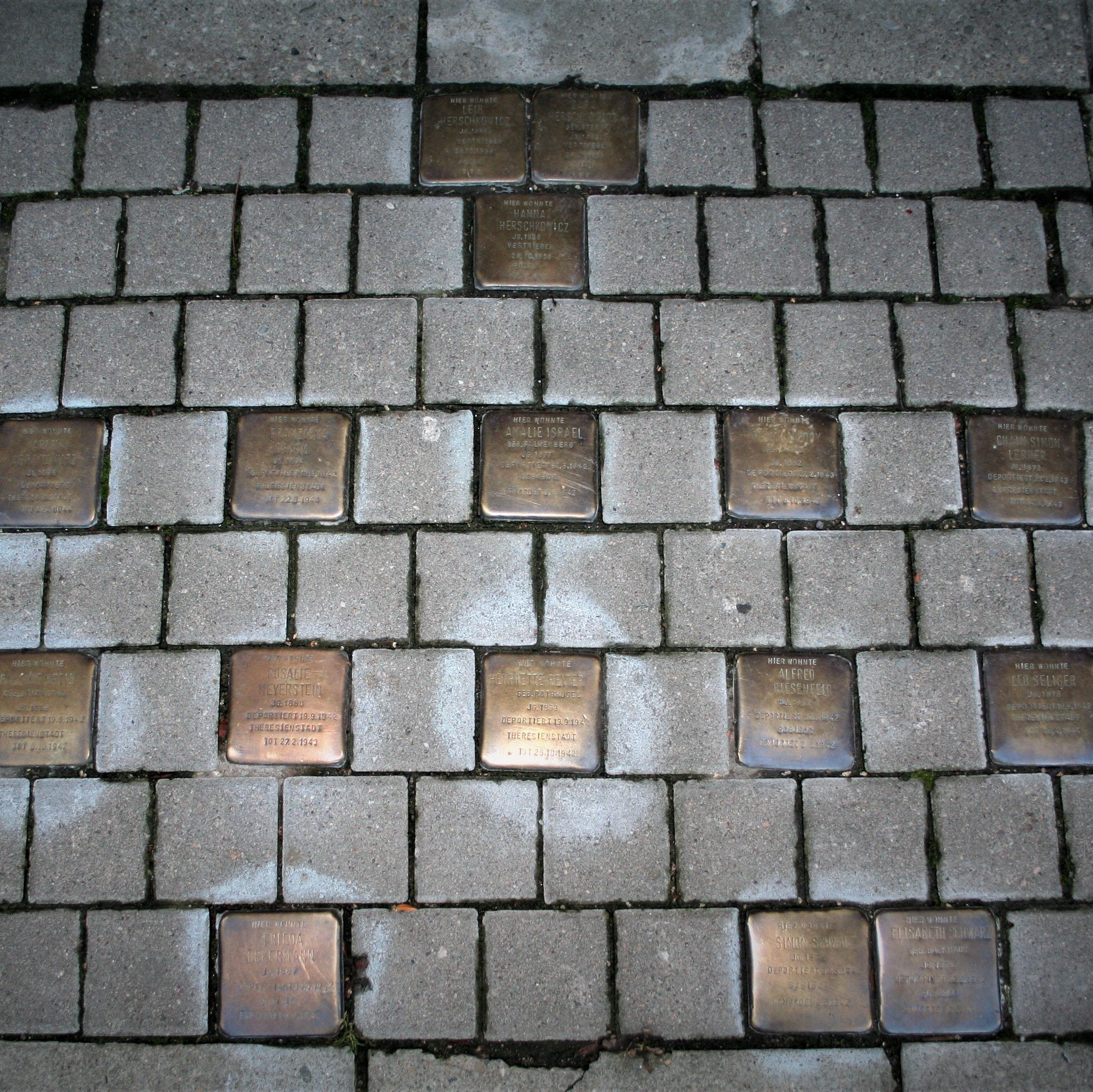 Stolpersteine in Halle, Wikimedia CC: BY-SA 3.0